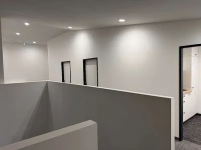 5-Zimmer-Gewerbeimmobilie mieten in Vöcklabruck – 36 m², € 11 – Bild 7 von 7