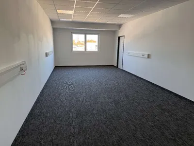 5-Zimmer-Gewerbeimmobilie mieten in Vöcklabruck – 36 m², € 11 – Bild 5 von 7