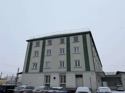 Gewerbeimmobilie mieten in Wels – 100 m² – Bild 4 von 17