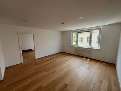 3-Zimmer Erstbezugs Wohnung in zentraler Ruhelage - Auto Stellplatz im Hof vorhanden – Bild 2