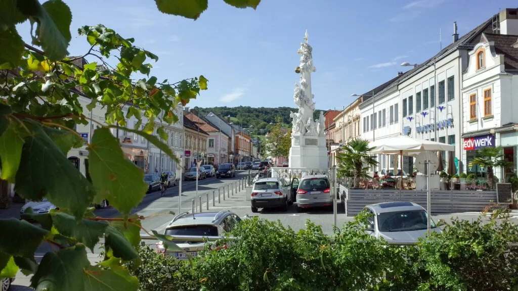 Wohnen am Fuße des Ölbergs - Sanierter Altbau - 2.000m² Grund – pohled 3
