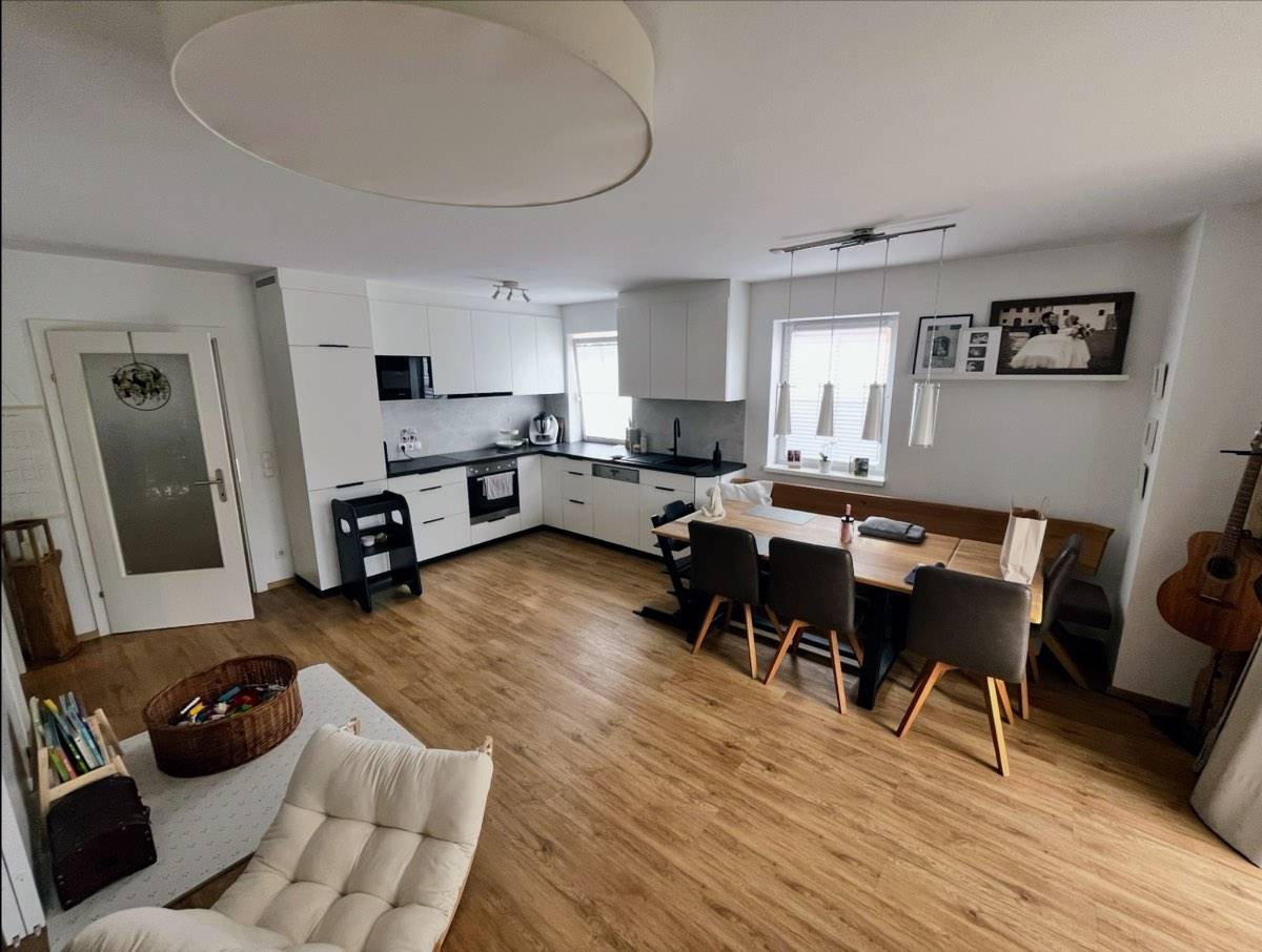 Sonnige 83 m² 4-Zimmer Gartenwohnung mit freier Sicht, 53 m² Garten, 33 m² Terrasse, Tiefgarage & Parkplatz in Altenmarkt, mitten in der Ski Amade - Zweitwohnsitz möglich - provisionsfrei - Ansicht 2