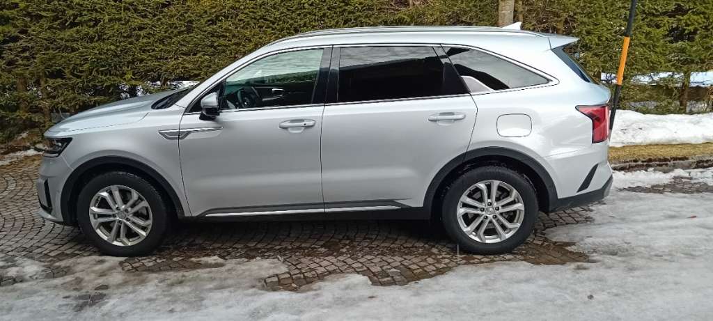 KIA Sorento Platin 2.2 CRDI 5 Sitzer Allrad Automatik SUV / Geländewagen