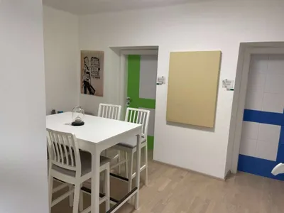 7-Zimmer-Gewerbeimmobilie mieten in Linz – 16 m², € 115 – Bild 12 von 16