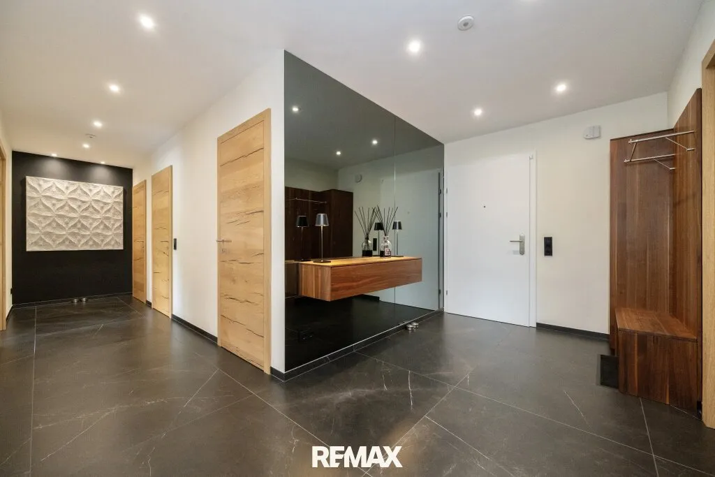 Exklusives Penthouse mit traumhafter Dachterrasse & Panoramablick - umgeben von Ruhe und Natur! - Ansicht 3