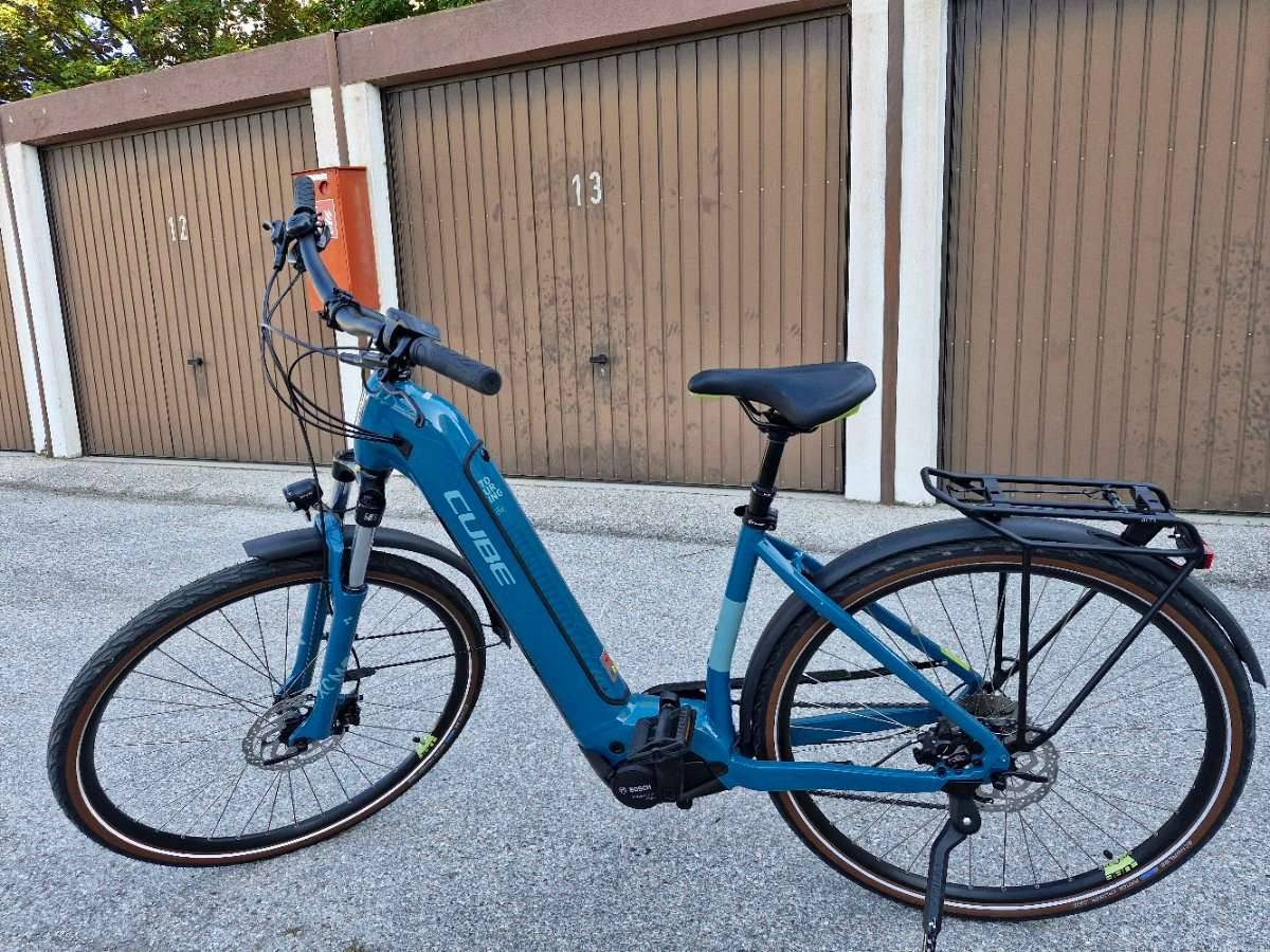 Cube, Damen fahrrad , E-Bike , 28 Zoll,  1.880,- (2514 Mllersdorf) -  willhaben
