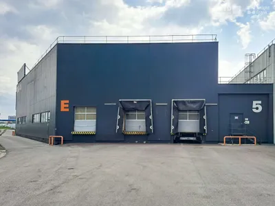 Gewerbeimmobilie mieten in Mödling – 1 800 m², € 13.878 – Bild 1 von 14