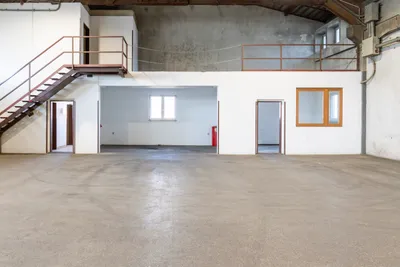 Gewerbeimmobilie mieten in Waidhofen an der Thaya – 2 300 m², € 3 – Bild 5 von 8