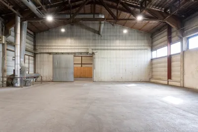 Gewerbeimmobilie mieten in Waidhofen an der Thaya – 2 300 m², € 3 – Bild 6 von 8