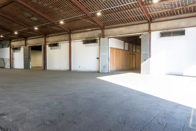 Gewerbeimmobilie mieten in Waidhofen an der Thaya – 2 300 m², € 3 – Bild 7 von 8