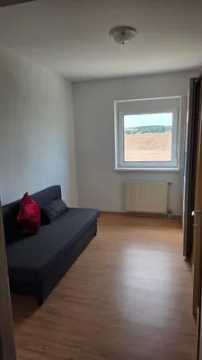 3-Zimmer-Wohnung mieten in Hollabrunn – 83 m², € 900 – Bild 8 von 12