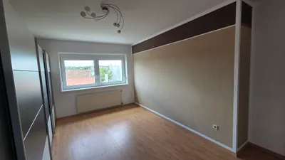 3-Zimmer-Wohnung mieten in Hollabrunn – 83 m², € 900 – Bild 7 von 12