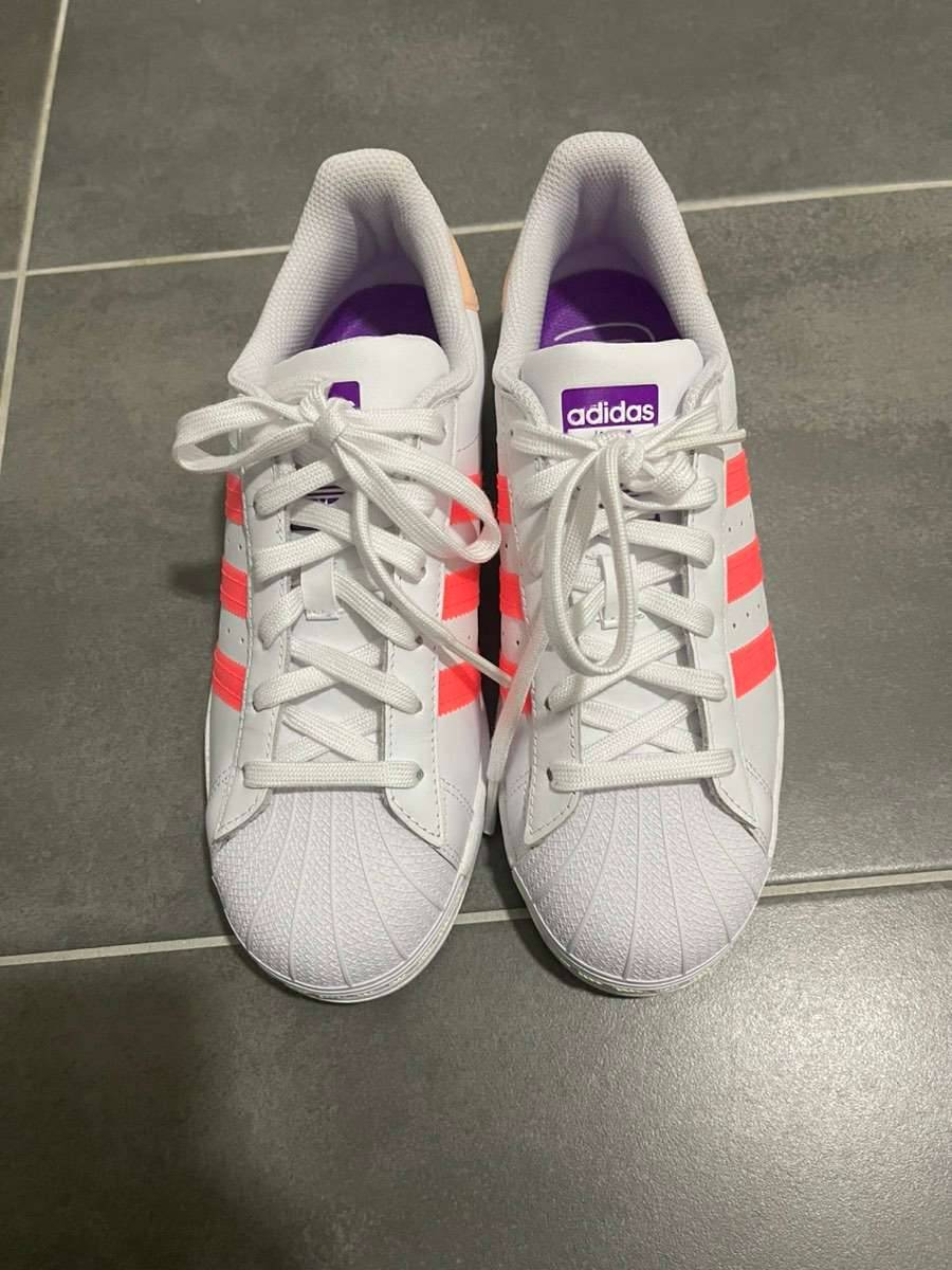 Adidas Superstar Damen Gr. 39-1/3,  55,- (4910 Ried im Innkreis) -  willhaben