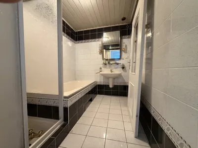 8-Zimmer-Haus kaufen in Baden – 200 m², € 460.000 – Bild 23 von 31