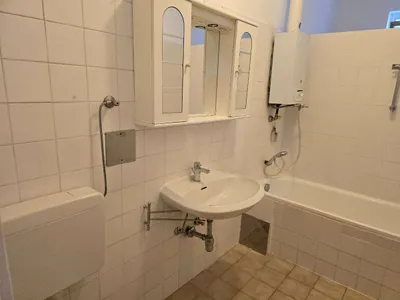 2-Zimmer-Wohnung mieten in Wiener Neustadt – 81 m², € 750 – Bild 7 von 12