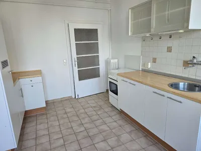 2-Zimmer-Wohnung mieten in Wiener Neustadt – 81 m², € 750 – Bild 2 von 12