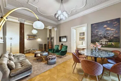 Stilvolles Altbau-Apartment in exklusiver Lage beim Schloss Belvedere