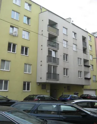 Geräumige 2-Zimmer-Wohnung im 1.OG – Bild 2
