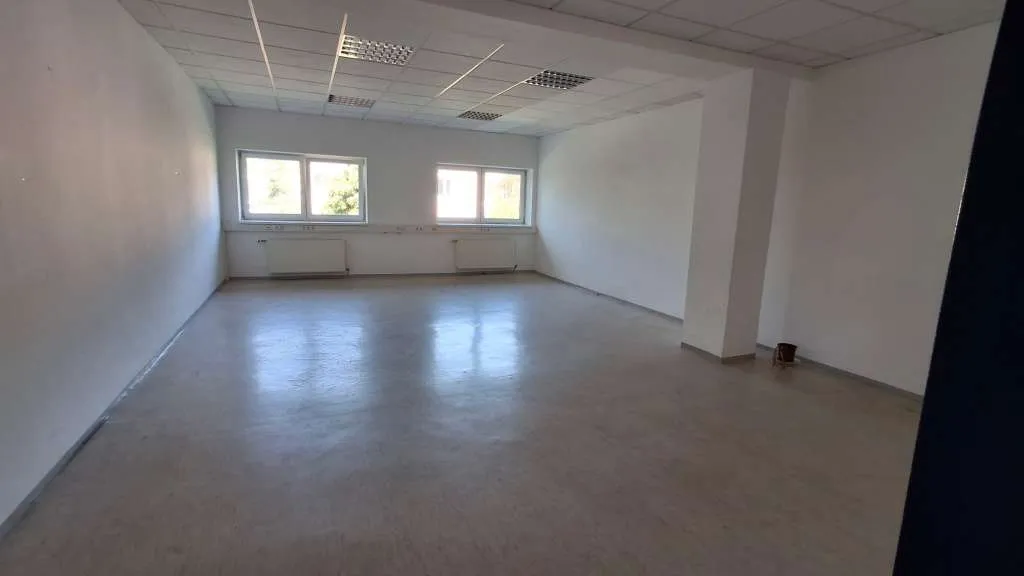Büro - Praxis - Geschäftsfläche zu vermieten - Ansicht 3