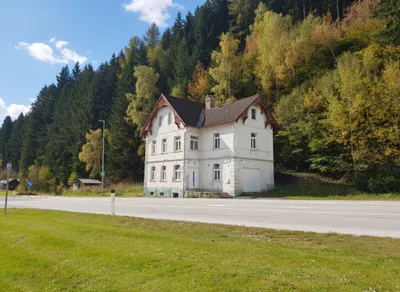 7-Zimmer-Haus kaufen in Bruck-Mürzzuschlag – 147 m², € 149.000 – Bild 3 von 29