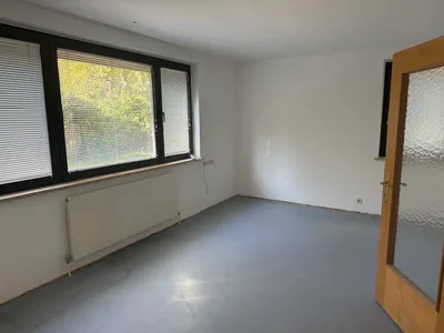 6-Zimmer-Gewerbeimmobilie mieten in Wels – 140 m², € 2.900 – Bild 8 von 25