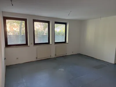 6-Zimmer-Gewerbeimmobilie mieten in Wels – 140 m², € 2.900 – Bild 12 von 25