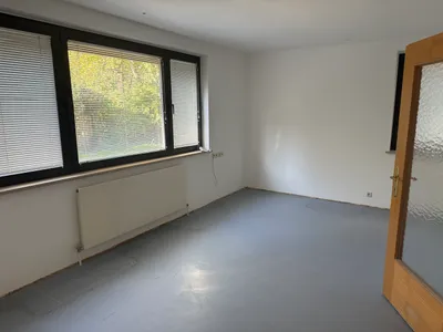 6-Zimmer-Gewerbeimmobilie mieten in Wels – 140 m², € 2.900 – Bild 7 von 25