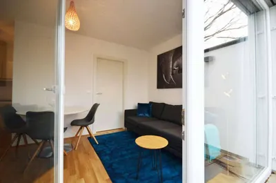 Donaufelder Straße 217, 1BD, Elevator – Bild 2