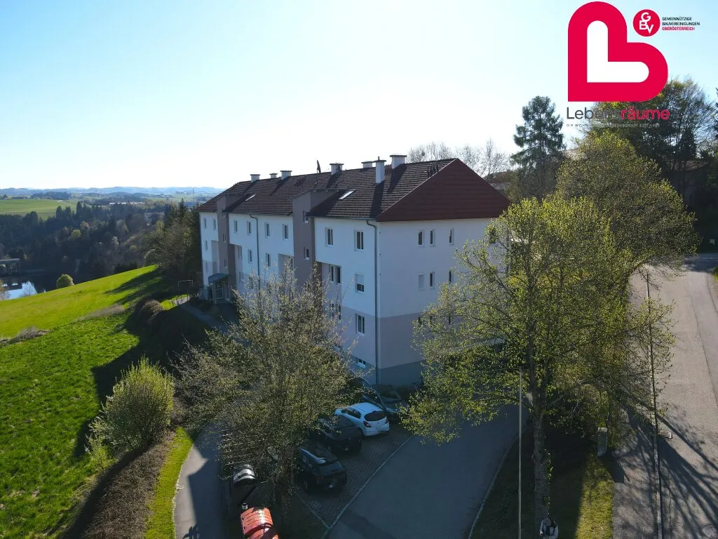 *6 Mon mietreduziert* Wohnen in einem neu sanierten Wohnhaus - Ansicht 3