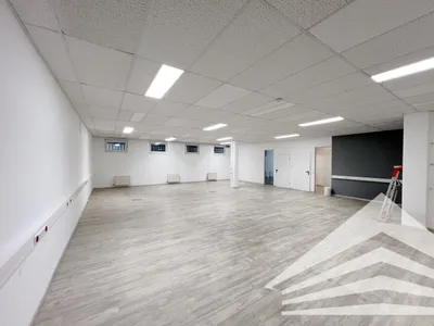 Gewerbeimmobilie mieten in Linz – 539 m², € 4.946 – Bild 8 von 12