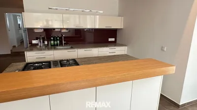 8-Zimmer-Haus kaufen in Baden – 244 m², € 698.000 – Bild 9 von 31