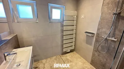 8-Zimmer-Haus kaufen in Baden – 244 m², € 698.000 – Bild 21 von 31