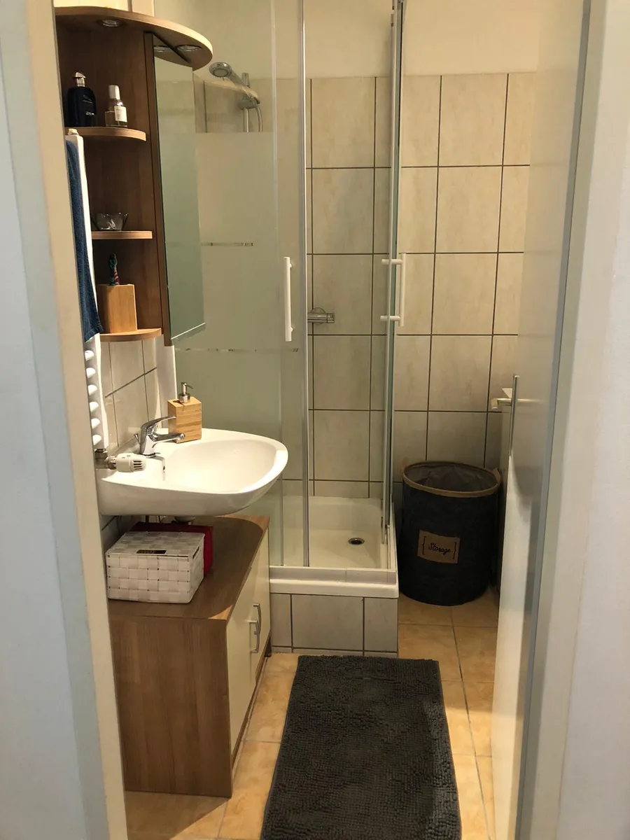 Nette kleine Wohnungen, U1 Nähe, privat, provisionsfrei! – pohled 3