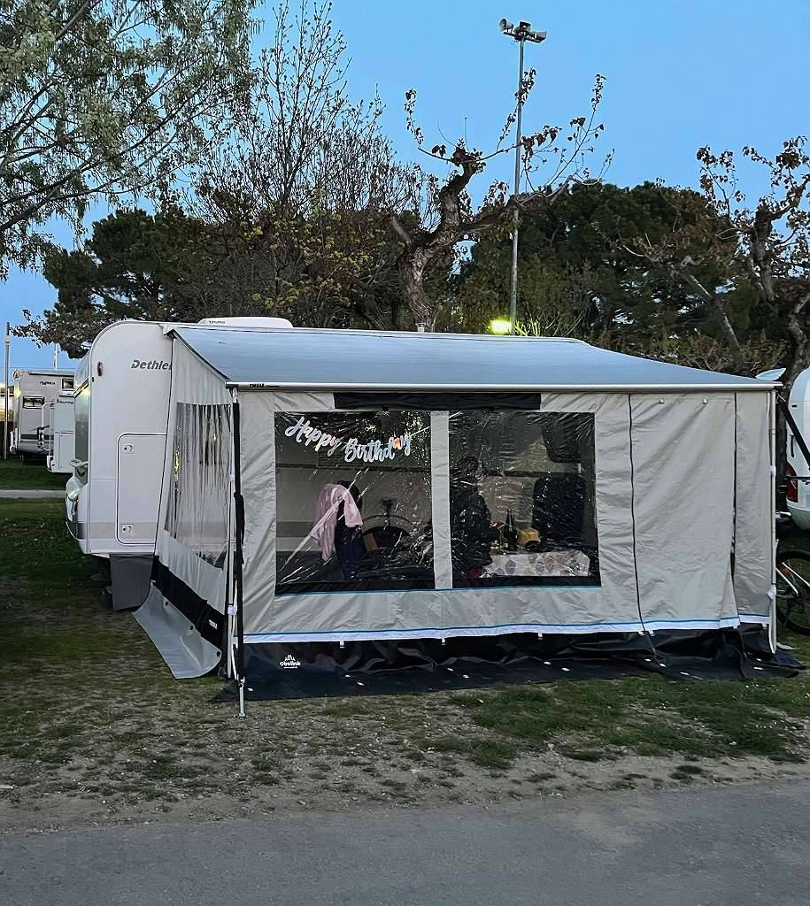 Thule Omnistor 1200 Sackmarkise mit Seitenwnde und Vorderfront,  780,-  (6500 Stanz bei Landeck) - willhaben