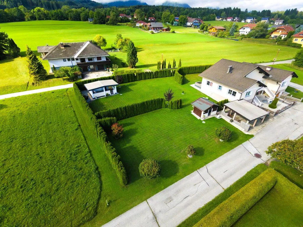 Baugrundstück in Ladinach bei Ferlach - 918 m² mit Grillhaus & Hütte - Ansicht 2