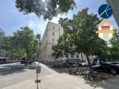 UNBEFRISTET: 2-Zi-Wohnung plus Einbauküche, U-Bahn-Nähe & Stadt- und Grünblick!