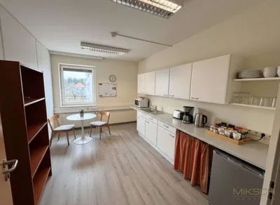 10-Zimmer-Gewerbeimmobilie mieten in Sankt Pölten – 306 m², € 10 – Bild 11 von 15