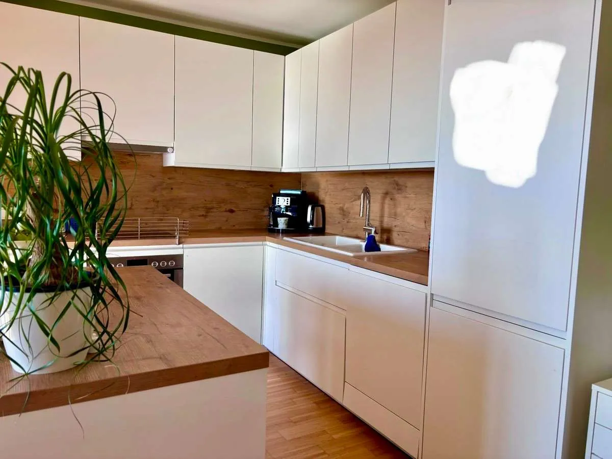 PRIVAT! Wohnung mit Weitblick - Ansicht 3