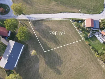 Grundstück kaufen in Gmunden – 798 m², € 299.500 – Bild 2 von 3