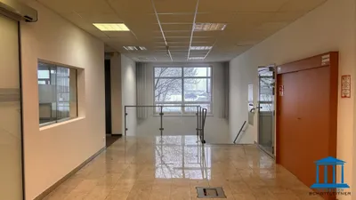 26-Zimmer-Gewerbeimmobilie mieten in Wiener Neustadt – 1 240 m², € 11.977 – Bild 23 von 78