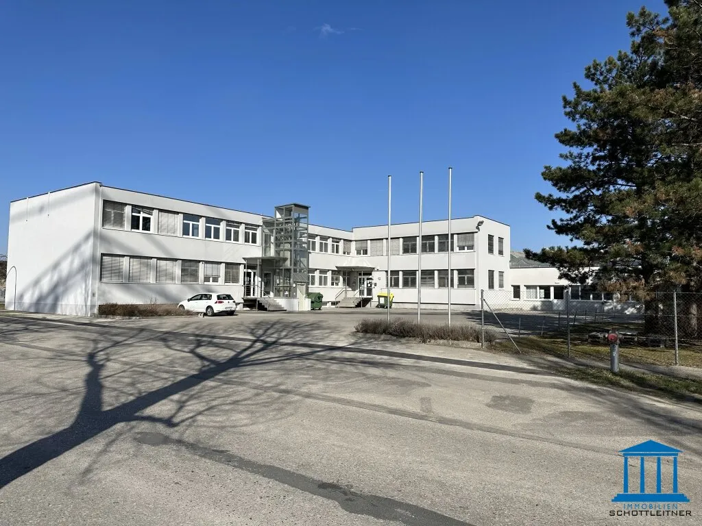 TEILANMIETUNG möglich / Neuwertige, barrierefreie Gewerbeflächen mit eigenem Parkplatz-Areal - Variante EG mit OG und UG - Ansicht 2