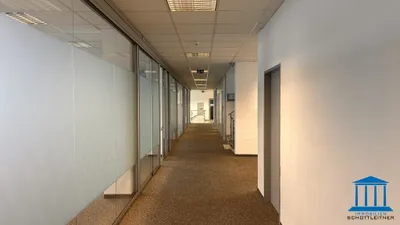 26-Zimmer-Gewerbeimmobilie mieten in Wiener Neustadt – 1 240 m², € 11.977 – Bild 44 von 78