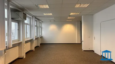 26-Zimmer-Gewerbeimmobilie mieten in Wiener Neustadt – 1 240 m², € 11.977 – Bild 54 von 78