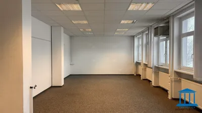 26-Zimmer-Gewerbeimmobilie mieten in Wiener Neustadt – 1 240 m², € 11.977 – Bild 53 von 78