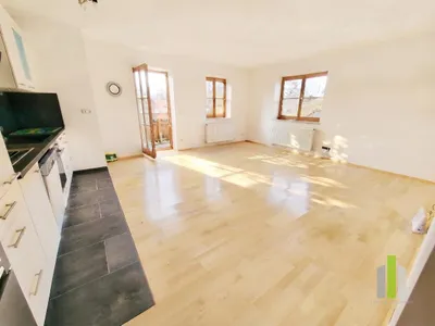 2-Zimmer-Wohnung mieten in Salzburg-Umgebung – 62 m², € 935 – Bild 2 von 6