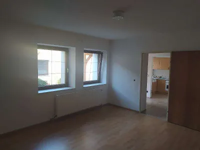 1-Zimmer-Immobilie mieten in Baden – 39 m², € 516 – Bild 3 von 7