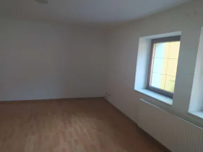 1-Zimmer-Immobilie mieten in Baden – 39 m², € 516 – Bild 4 von 7