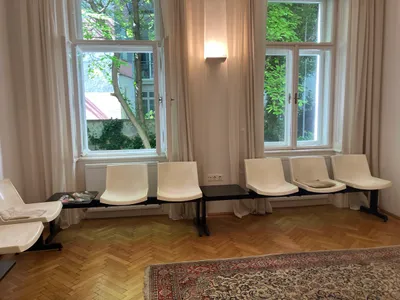 4-Zimmer-Gewerbeimmobilie mieten in Wien – 96 m², € 1.700 – Bild 3 von 4