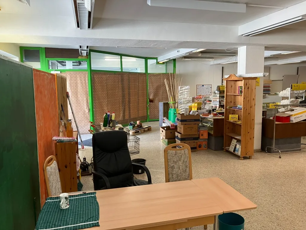 Attraktives Geschäftslokal in zentraler Lage mit großen Schaufenstern in Mauerkirchen - Ansicht 3