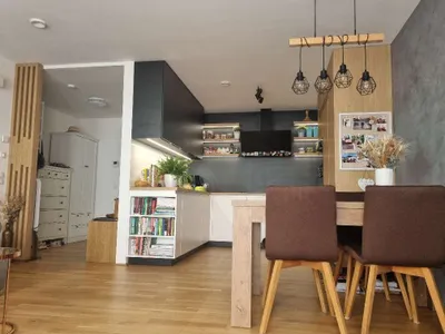 POOL + BALKON: Moderne möblierte 3-Zimmer Wohnung in Strebersdorf - ab August frei